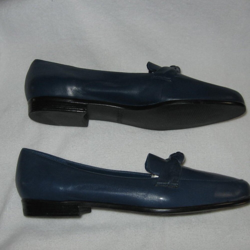 Trotters Relate Leather Loafer Flat Size 8.5 Blue NWOT - Picture 8 of 11